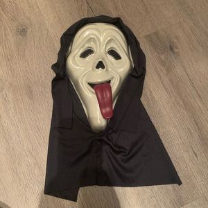 Scream ghostface wazzup mask